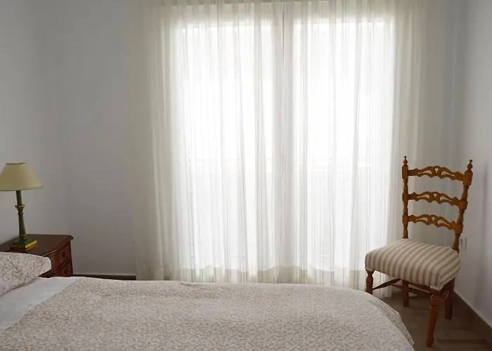 La Pina Cabezuela Del Valle